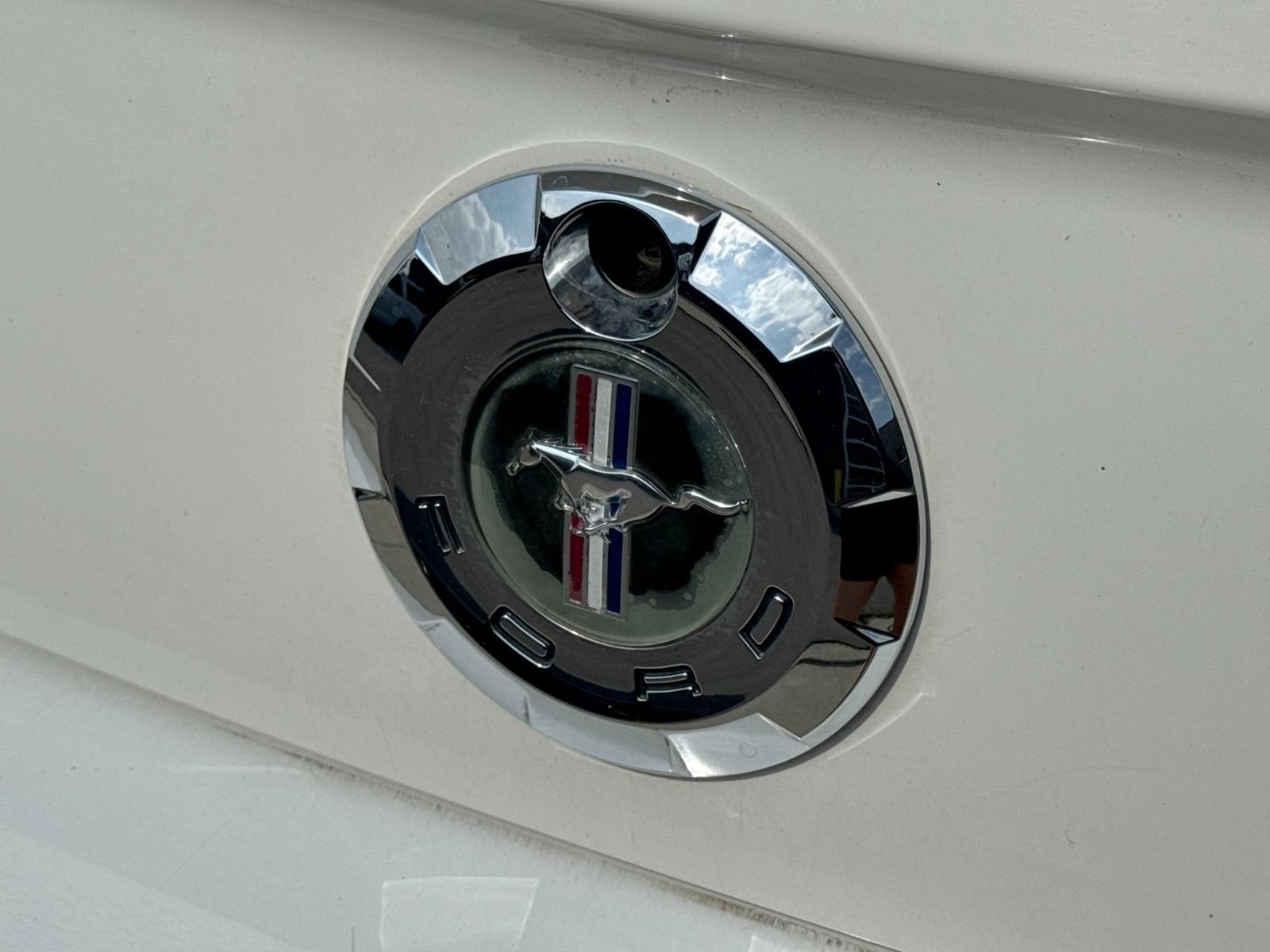 Used 2008 Ford Mustang Premium RWD image 13