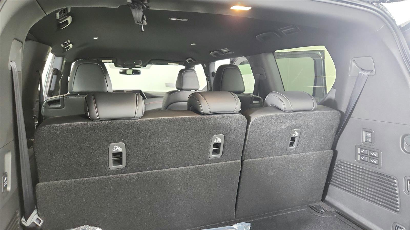 New 2026 Nissan Armada PRO-4X w/ Captain's Chari Seat Package image 20