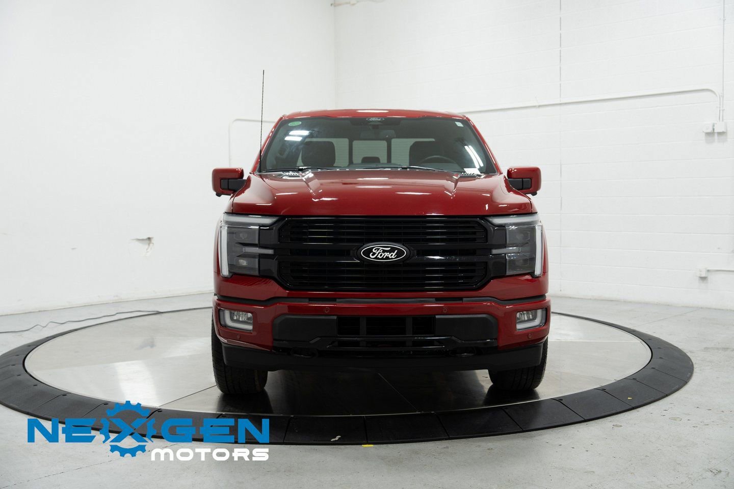 Used 2024 Ford F150 Platinum image 29