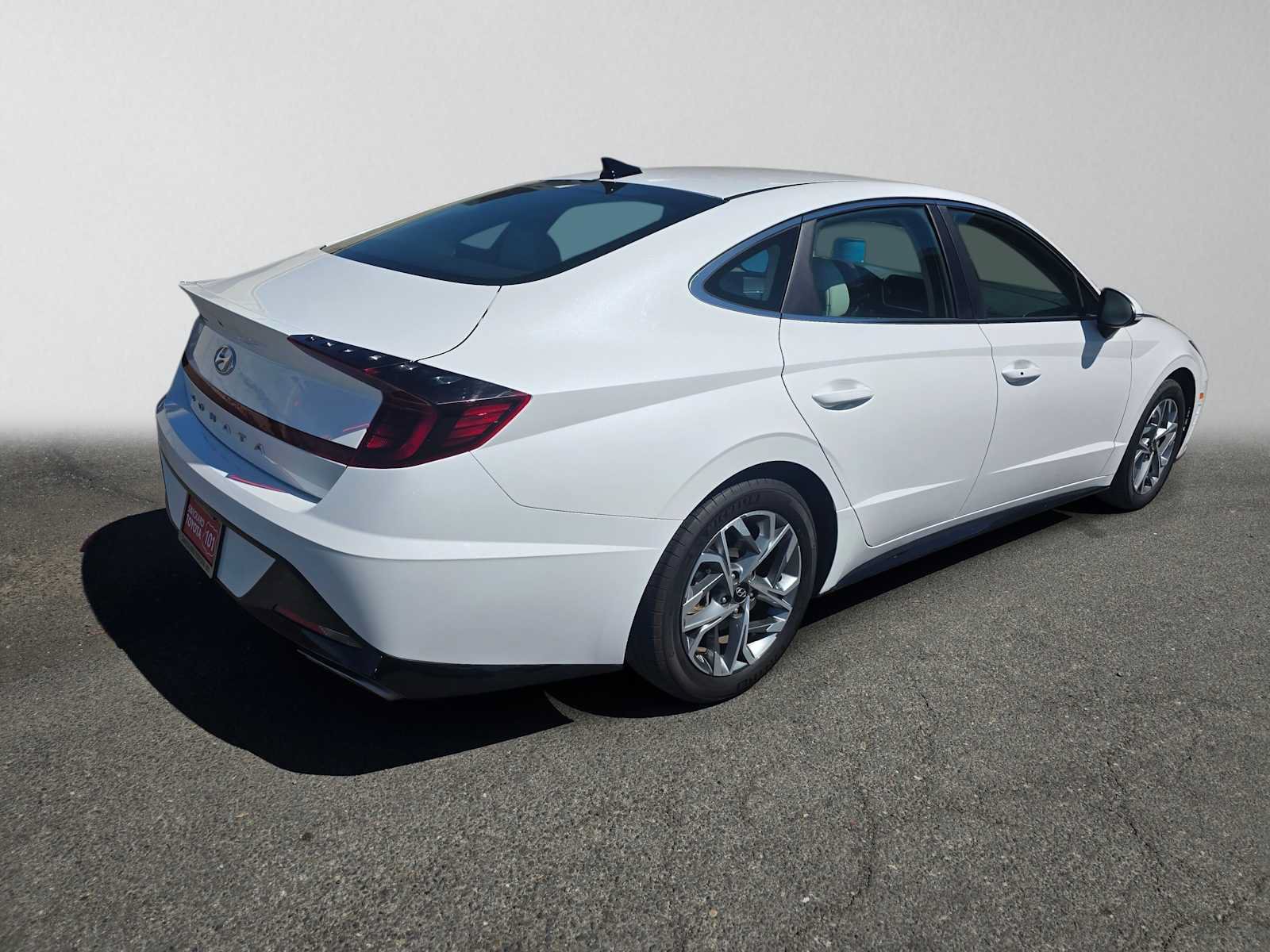 Used 2023 Hyundai Sonata SEL FWD image 3