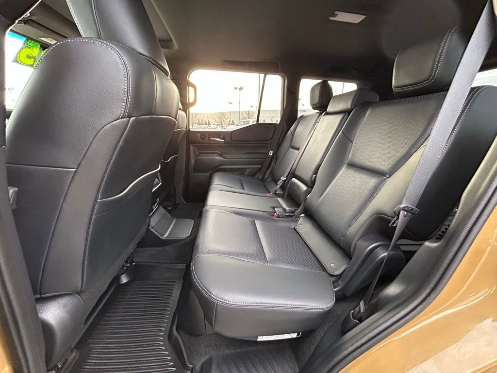 Used 2025 Toyota Land Cruiser image 25