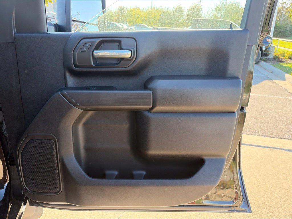 Used 2026 Chevrolet Silverado 2500 Custom w/ Custom Convenience Package AWD/4WD image 20