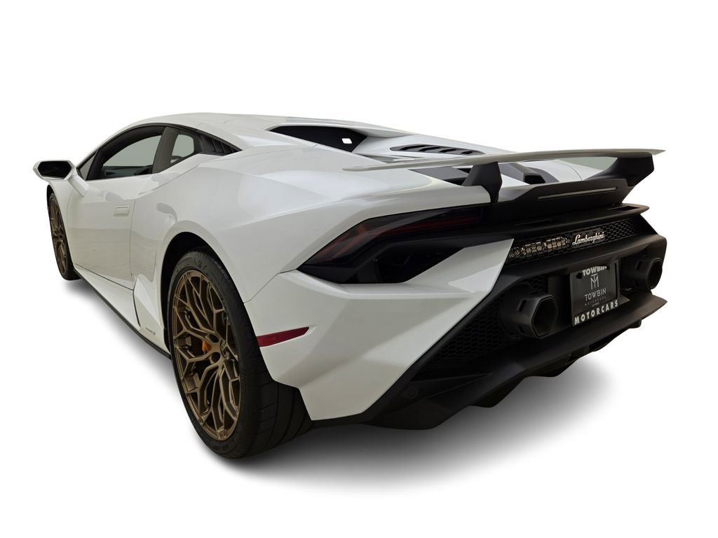 Used 2023 Lamborghini Huracan Tecnica image 11