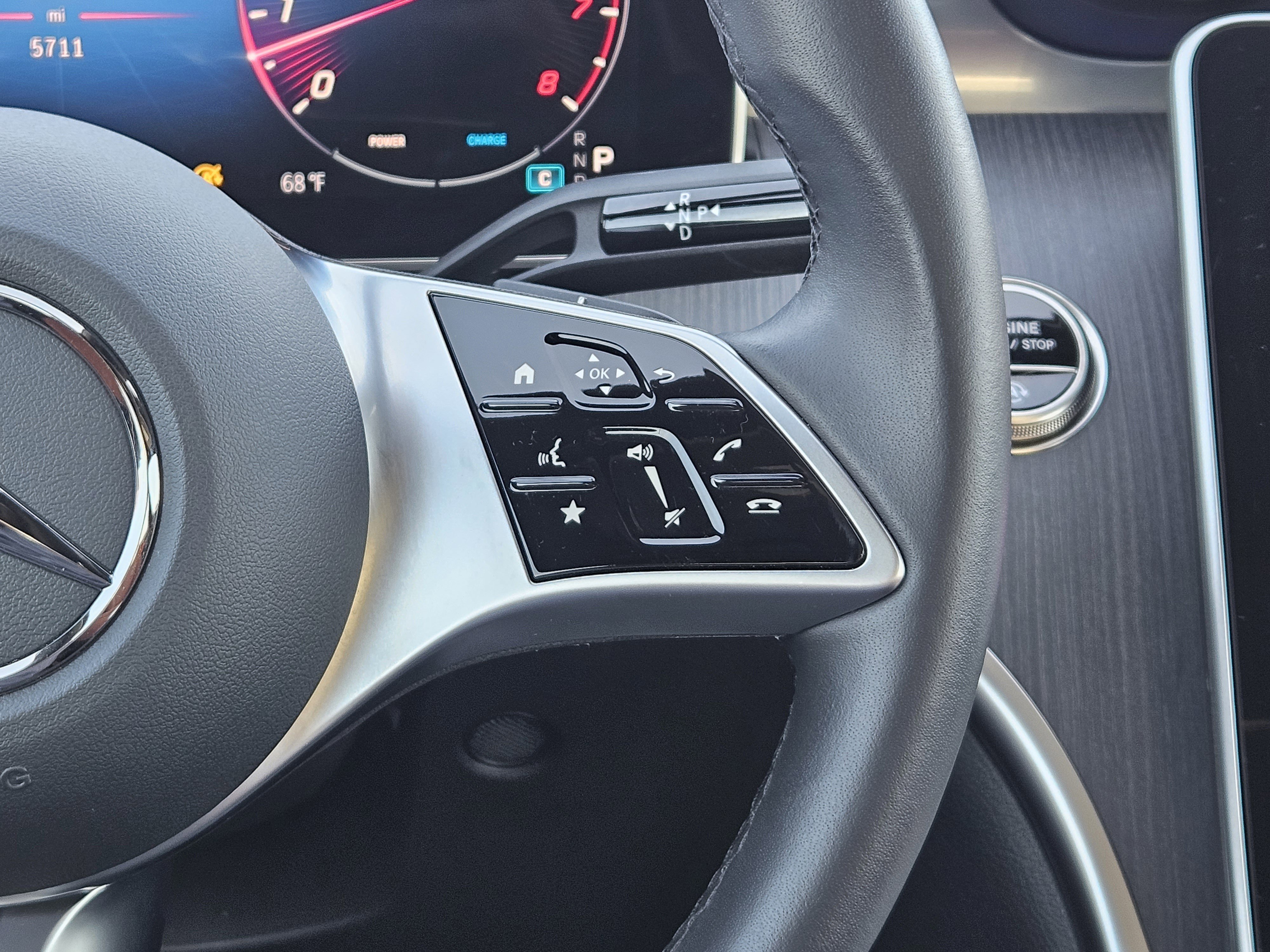 Certified 2025 Mercedes-Benz C 300 Sedan image 28