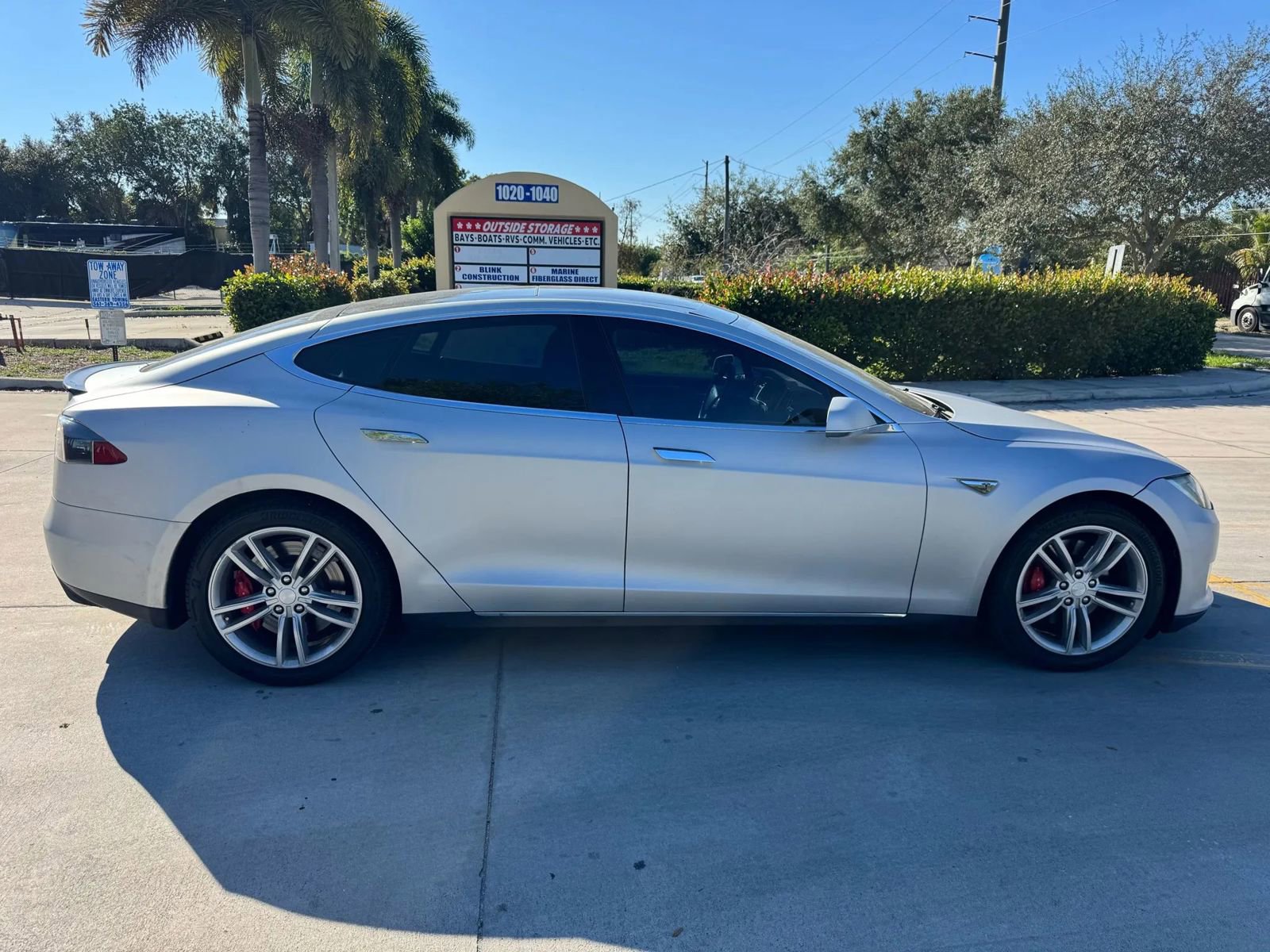 Used 2014 Tesla Model S P85D image 6