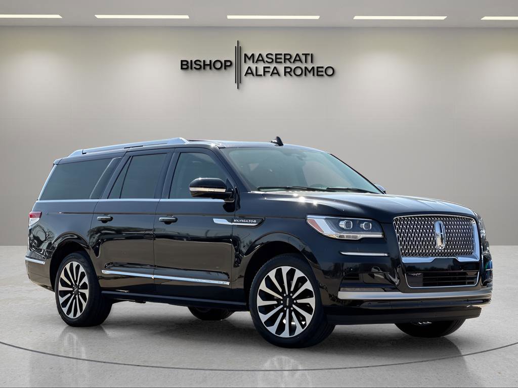 Used 2024 Lincoln Navigator L Reserve AWD/4WD image 1