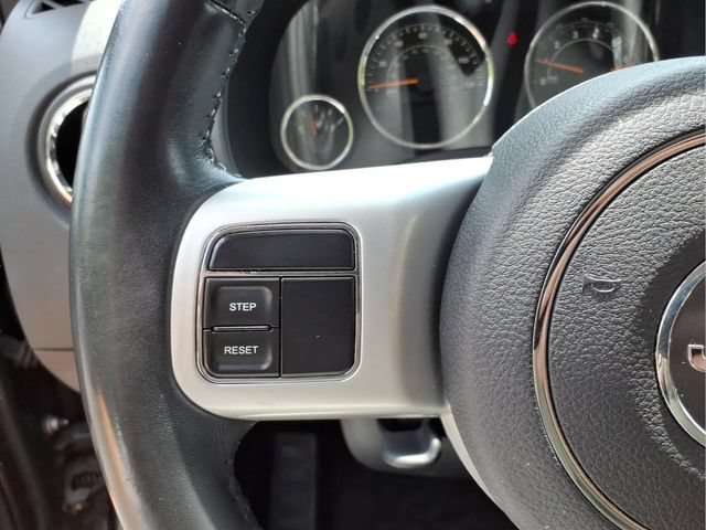 Used 2017 Jeep Compass High Altitude AWD/4WD image 18