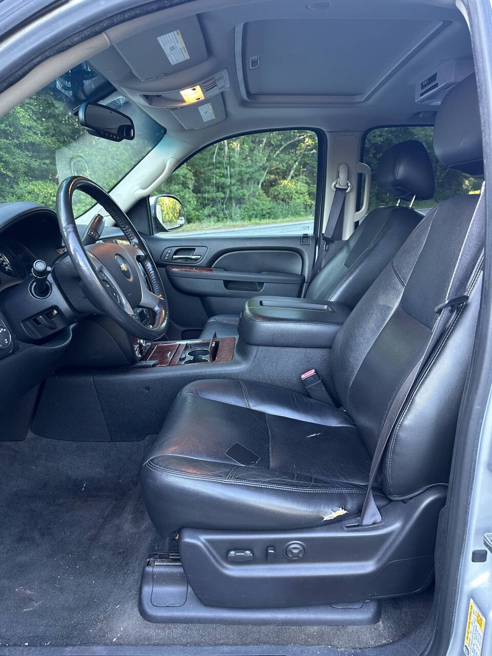 Used 2012 Chevrolet Tahoe LTZ AWD/4WD image 5