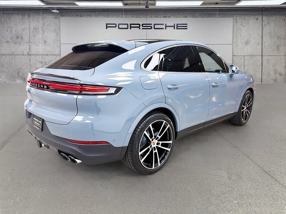 New 2026 Porsche Cayenne Coupe AWD/4WD image 9