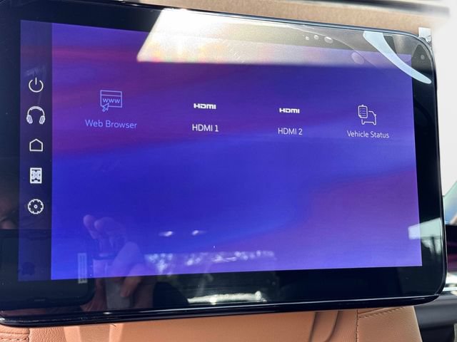 New 2026 Cadillac Escalade Luxury w/ LPO, Radiant Package AWD/4WD image 19