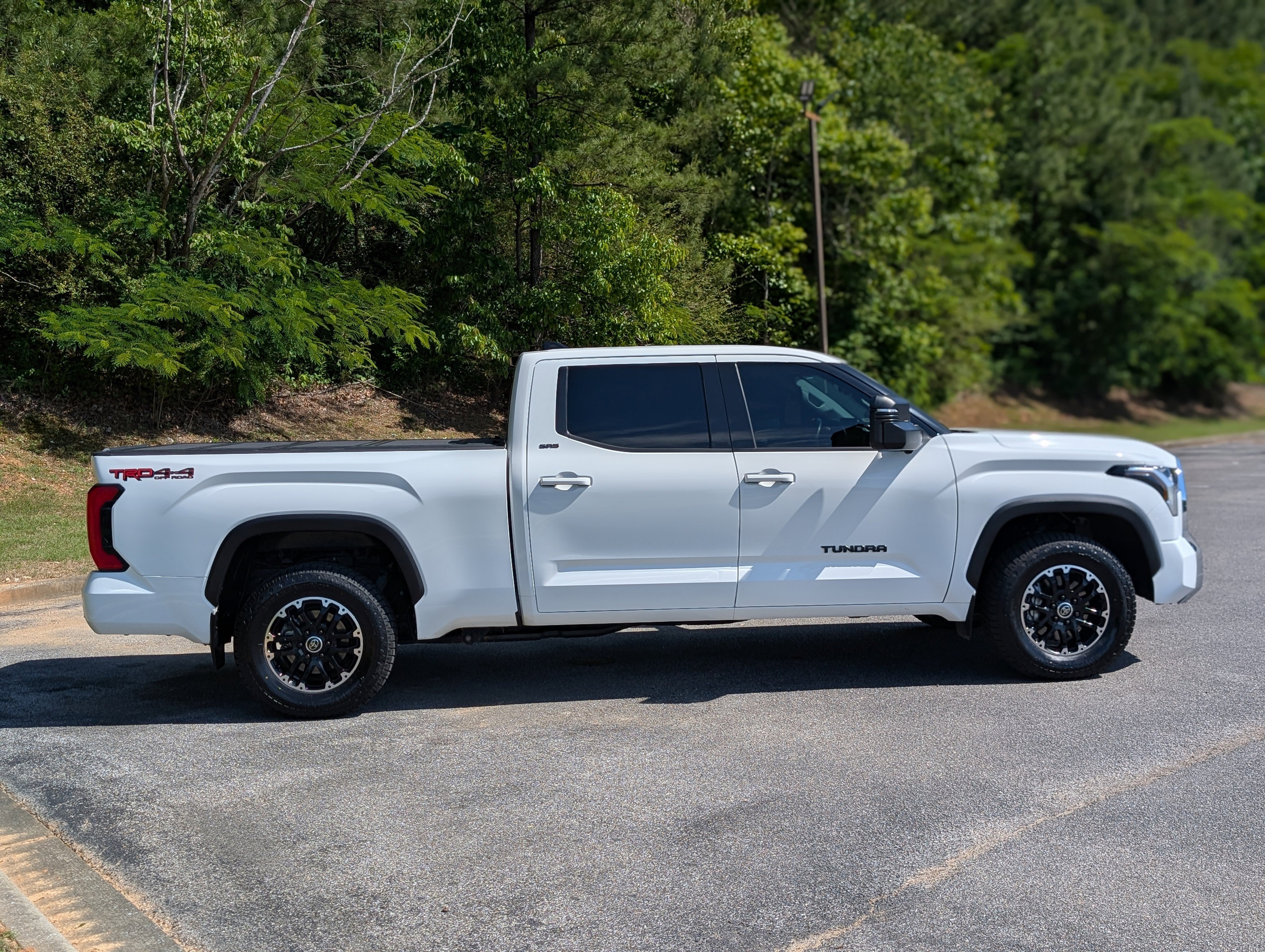 Used 2023 Toyota Tundra SR5 w/ TRD Off-Road Premium Package AWD/4WD image 10