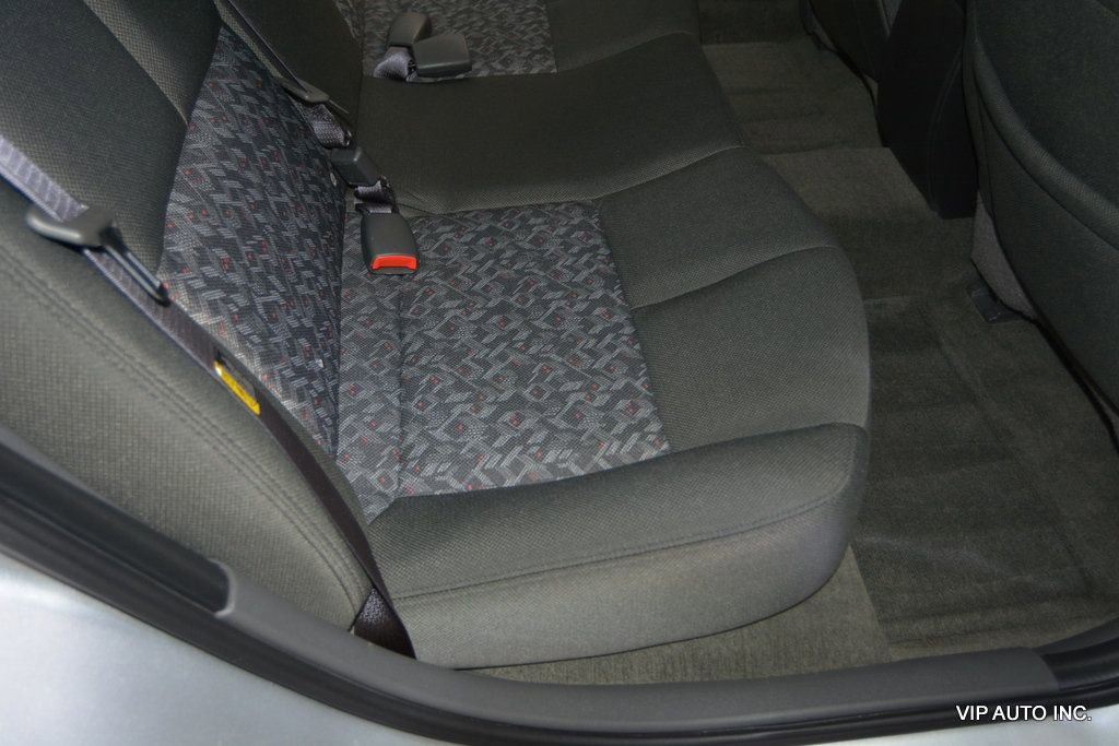 Used 2004 Pontiac Grand Prix GT w/ Drivers Package FWD image 29