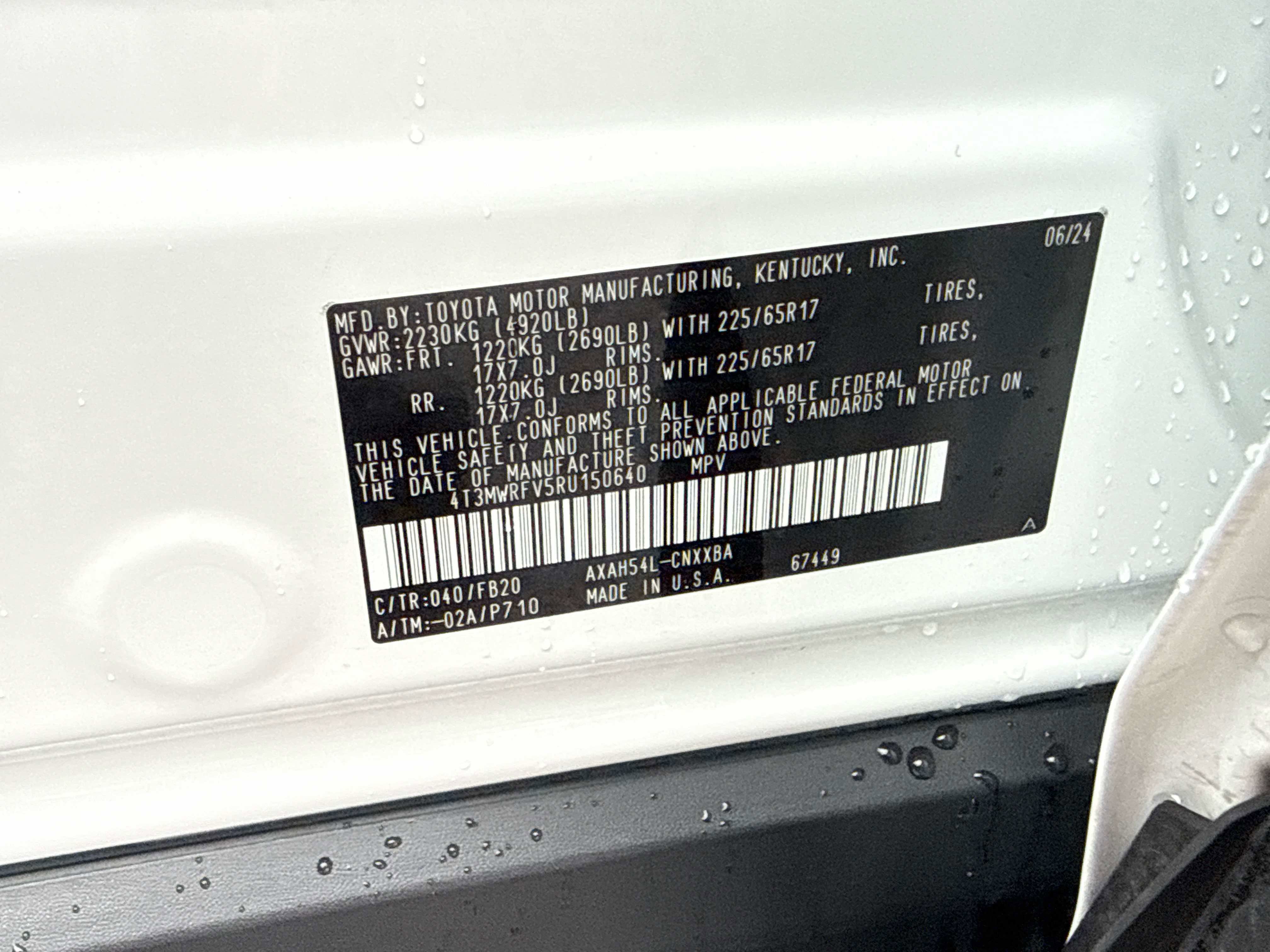 Used 2024 Toyota RAV4 LE AWD/4WD image 27