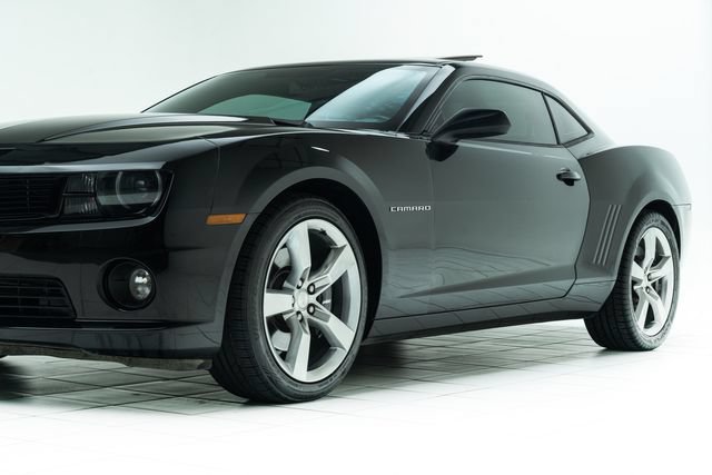 Used 2012 Chevrolet Camaro SS RWD image 9