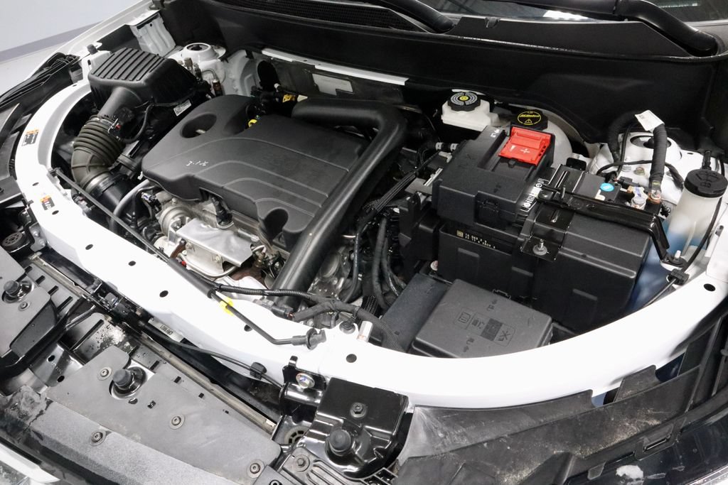 Used 2025 Chevrolet Equinox LT FWD image 17