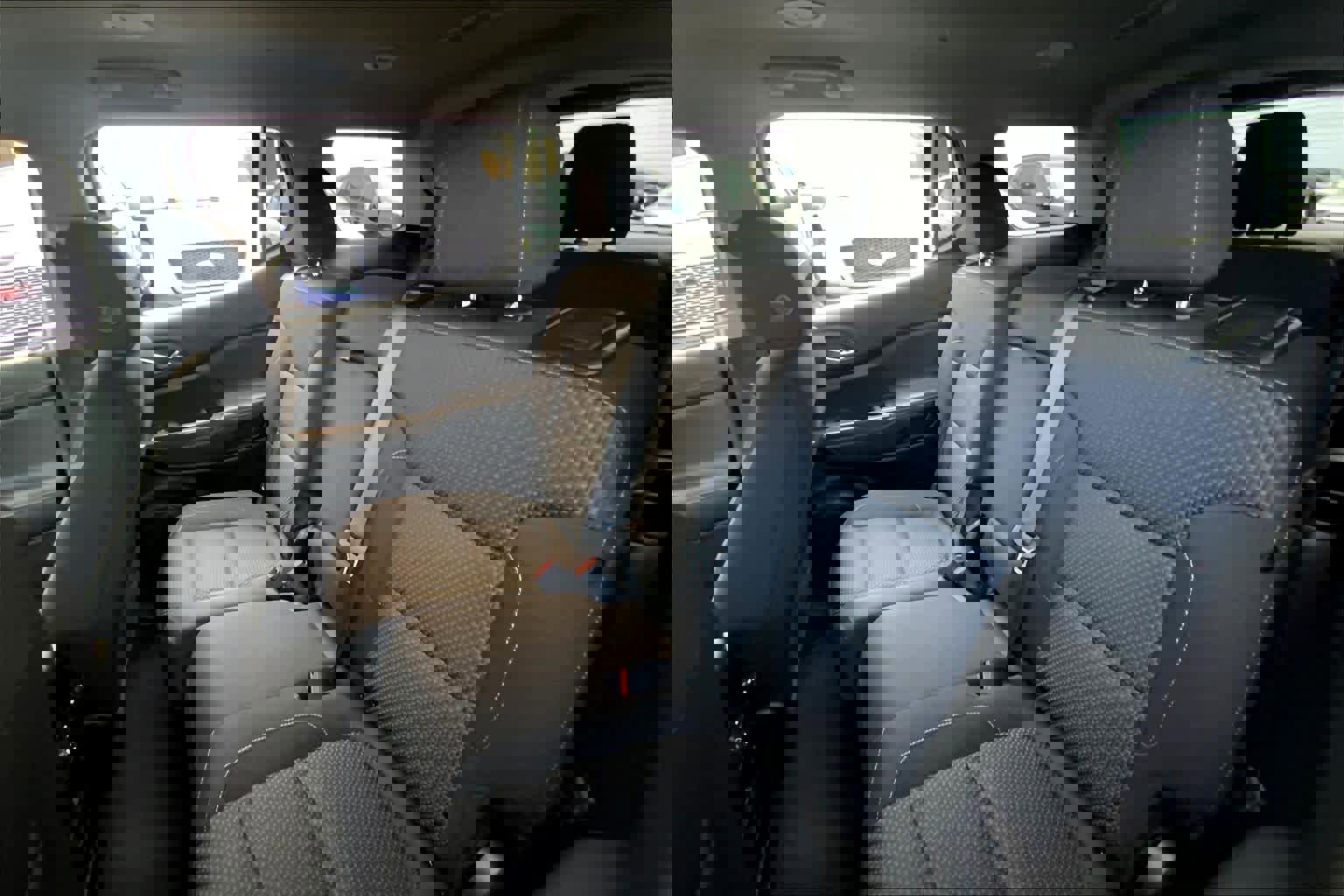 Certified 2023 GMC Acadia SLE w/ Driver Convenience Package image 19