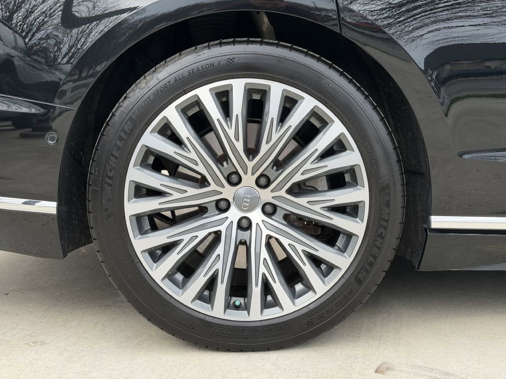 Used 2019 Audi A8 L 3.0T w/ Luxury Package image 17