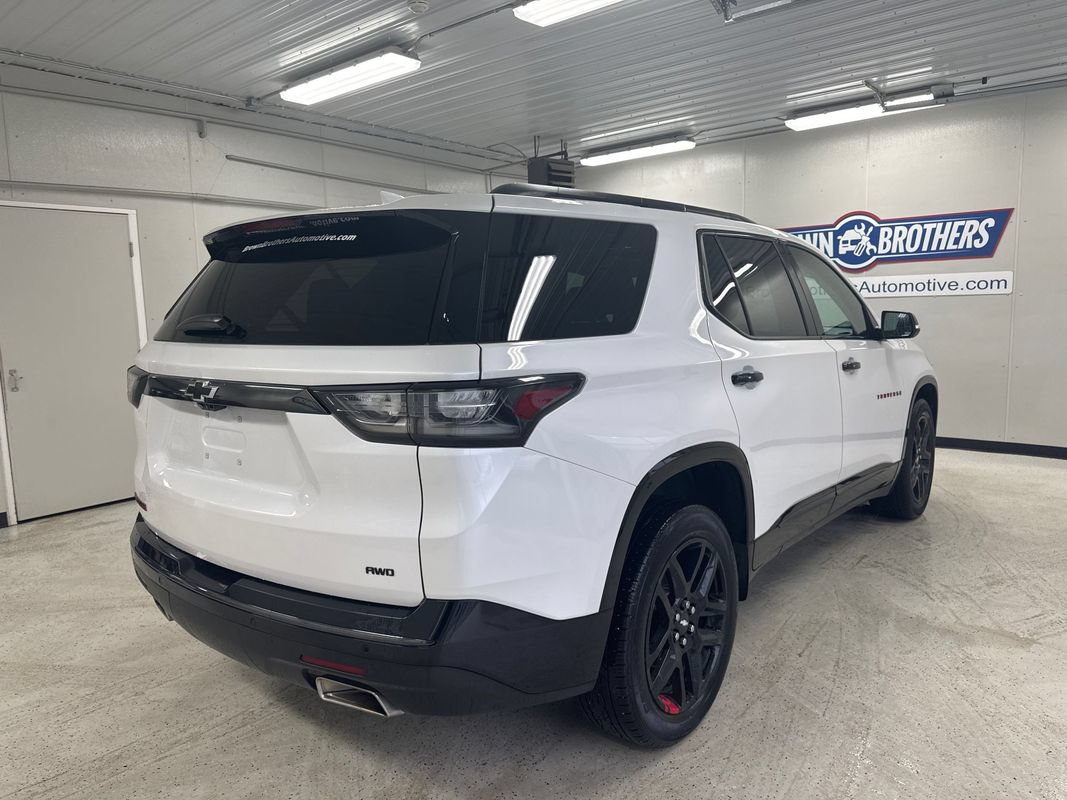 Used 2021 Chevrolet Traverse Premier w/ Redline Edition AWD/4WD image 7