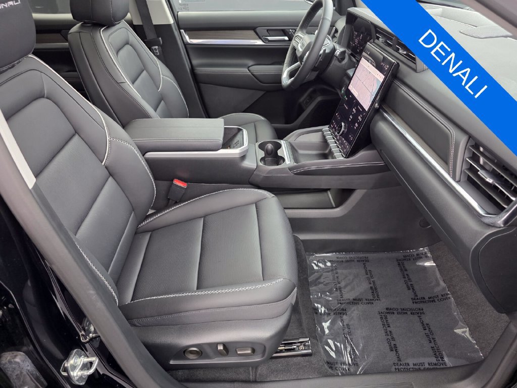Used 2026 GMC Terrain Denali AWD/4WD image 27