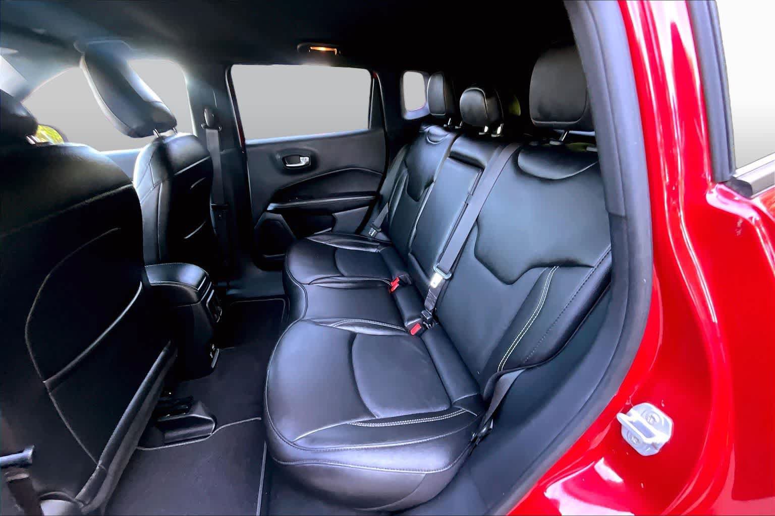 Used 2021 Jeep Compass Latitude AWD/4WD image 19