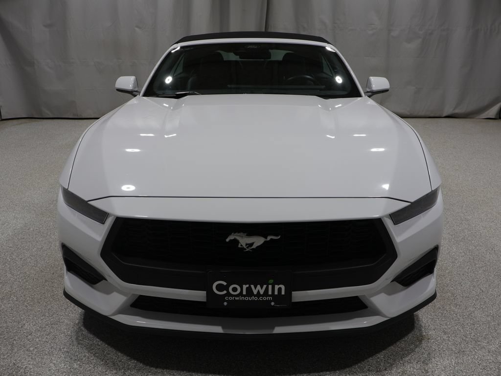 Used 2025 Ford Mustang Premium RWD image 7