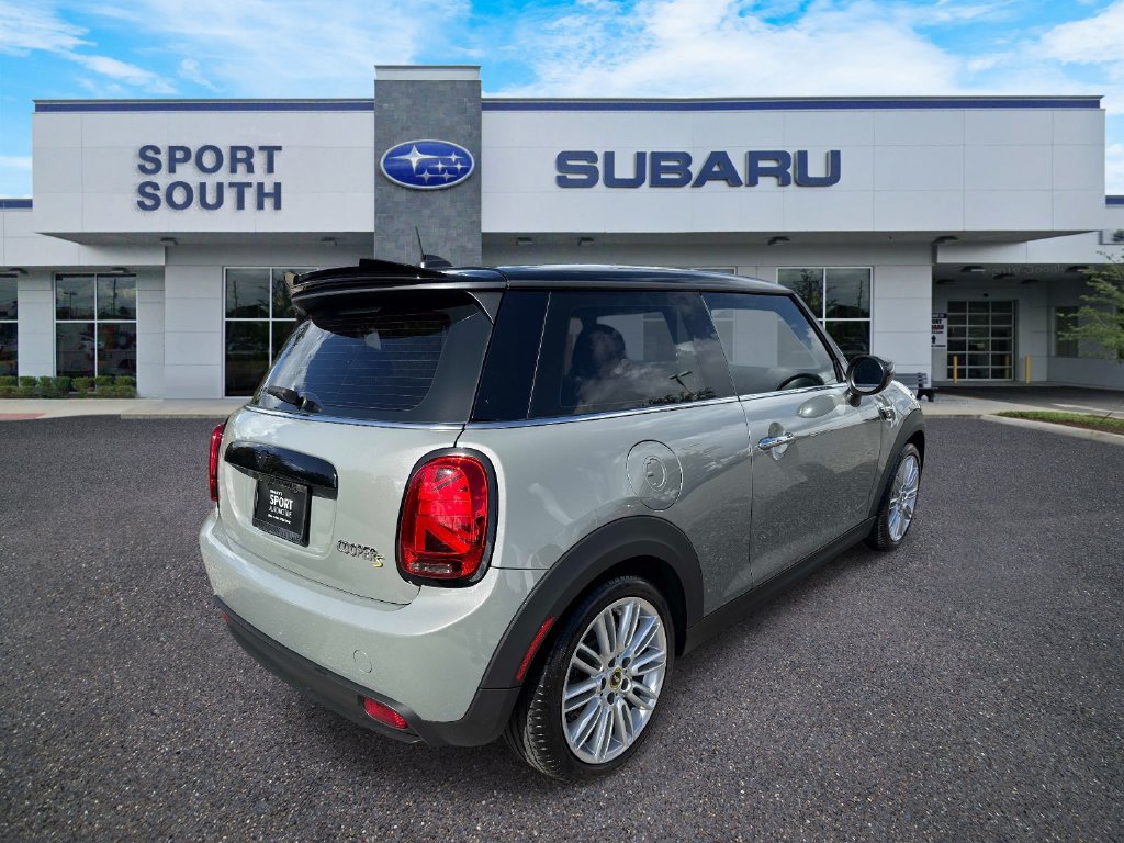 Used 2022 MINI Cooper SE FWD image 3