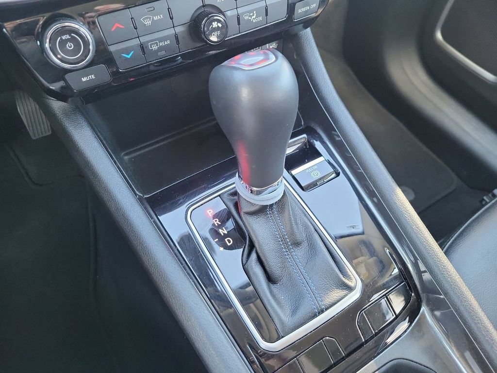 Used 2022 Jeep Compass Latitude FWD image 21