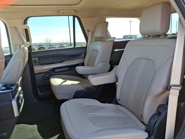 Used 2024 Ford Expedition Limited image 19