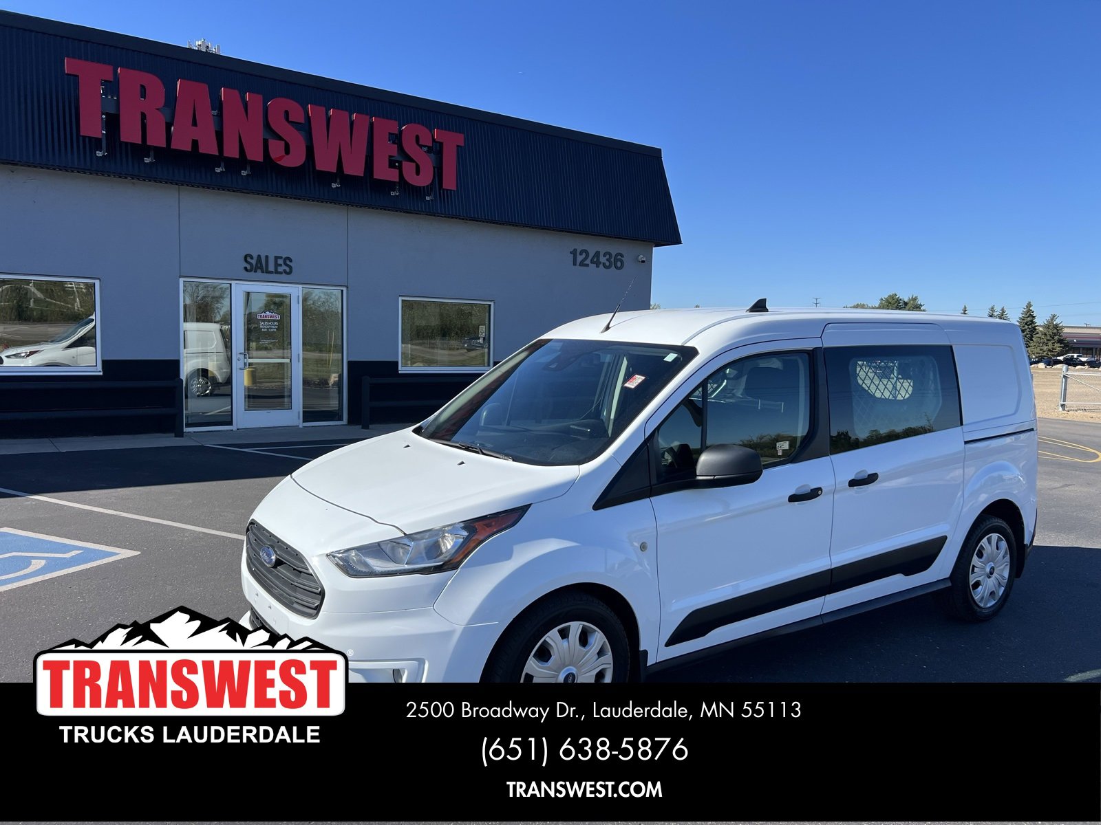 Used 2021 Ford Transit Connect XLT image 1