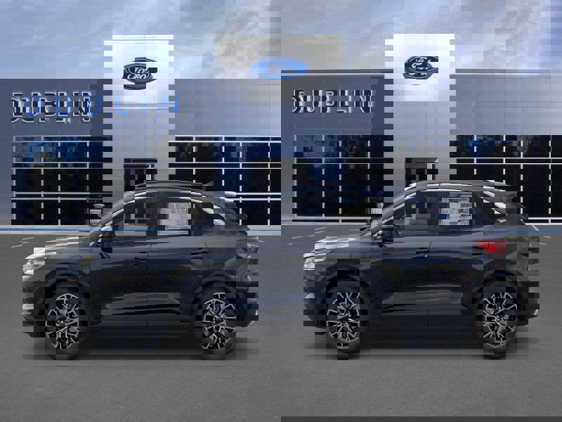 New 2025 Ford Escape SE image 35