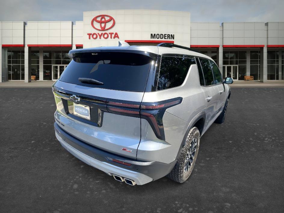 Used 2024 Chevrolet Traverse Z71 w/ Enhanced Driving Package AWD/4WD image 5