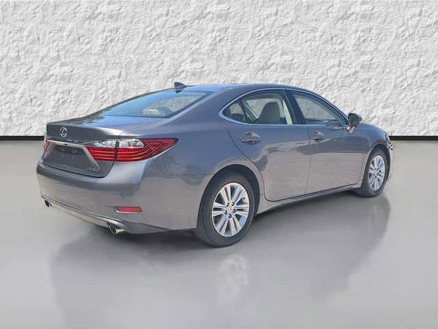 Used 2015 Lexus ES 350 w/ Premium Package FWD image 3