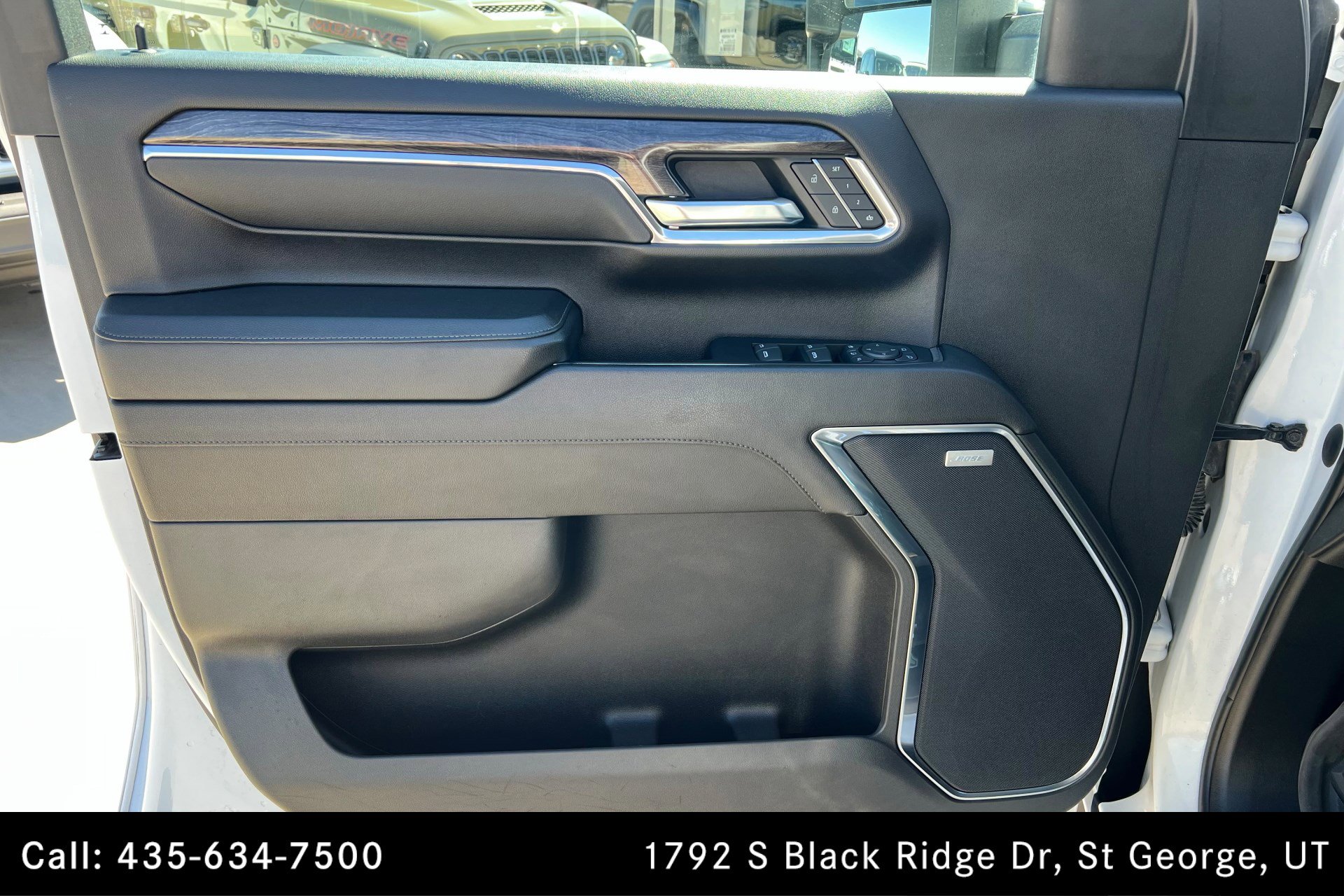 Used 2024 Chevrolet Silverado 3500 LTZ w/ LTZ Convenience Package image 14