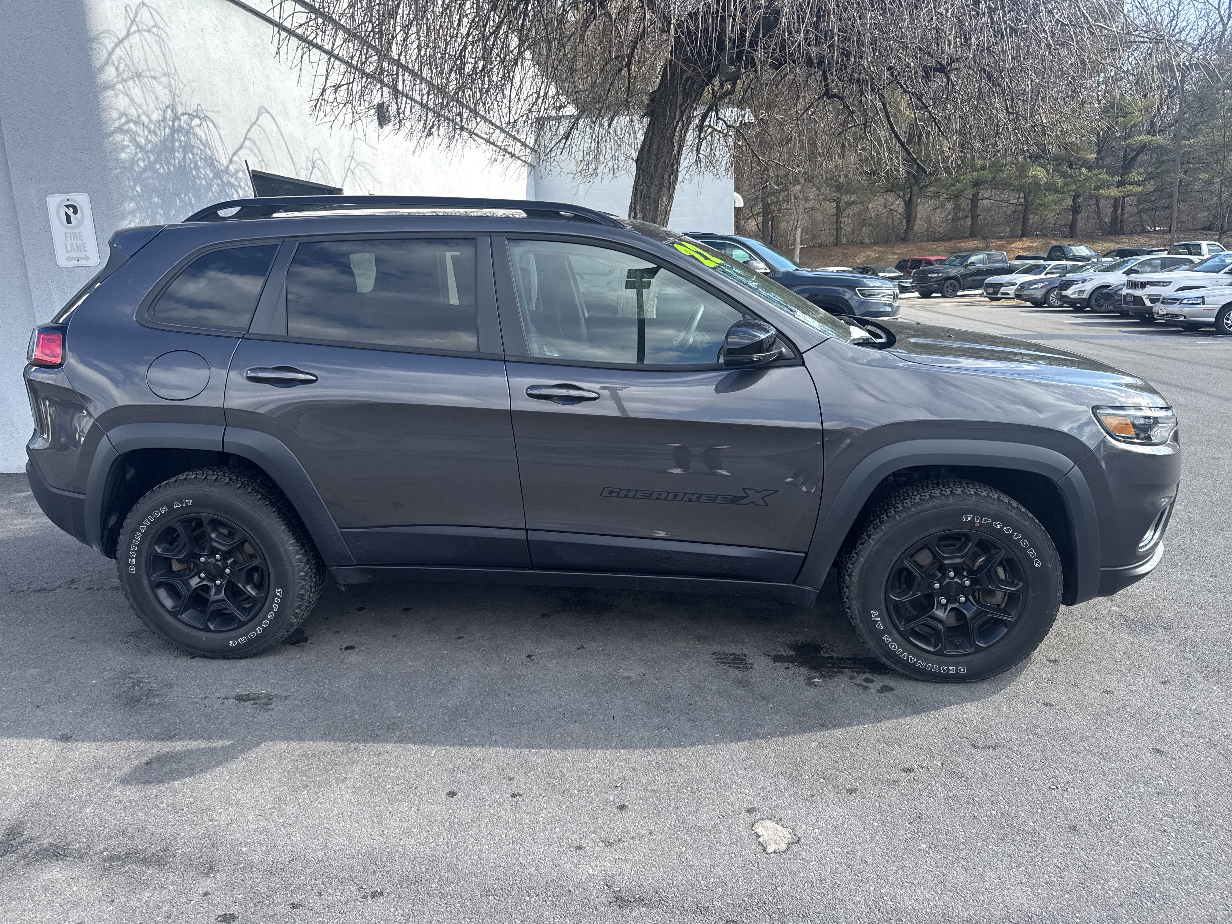 Used 2022 Jeep Cherokee Latitude w/ Sun & Sound Group AWD/4WD video 2