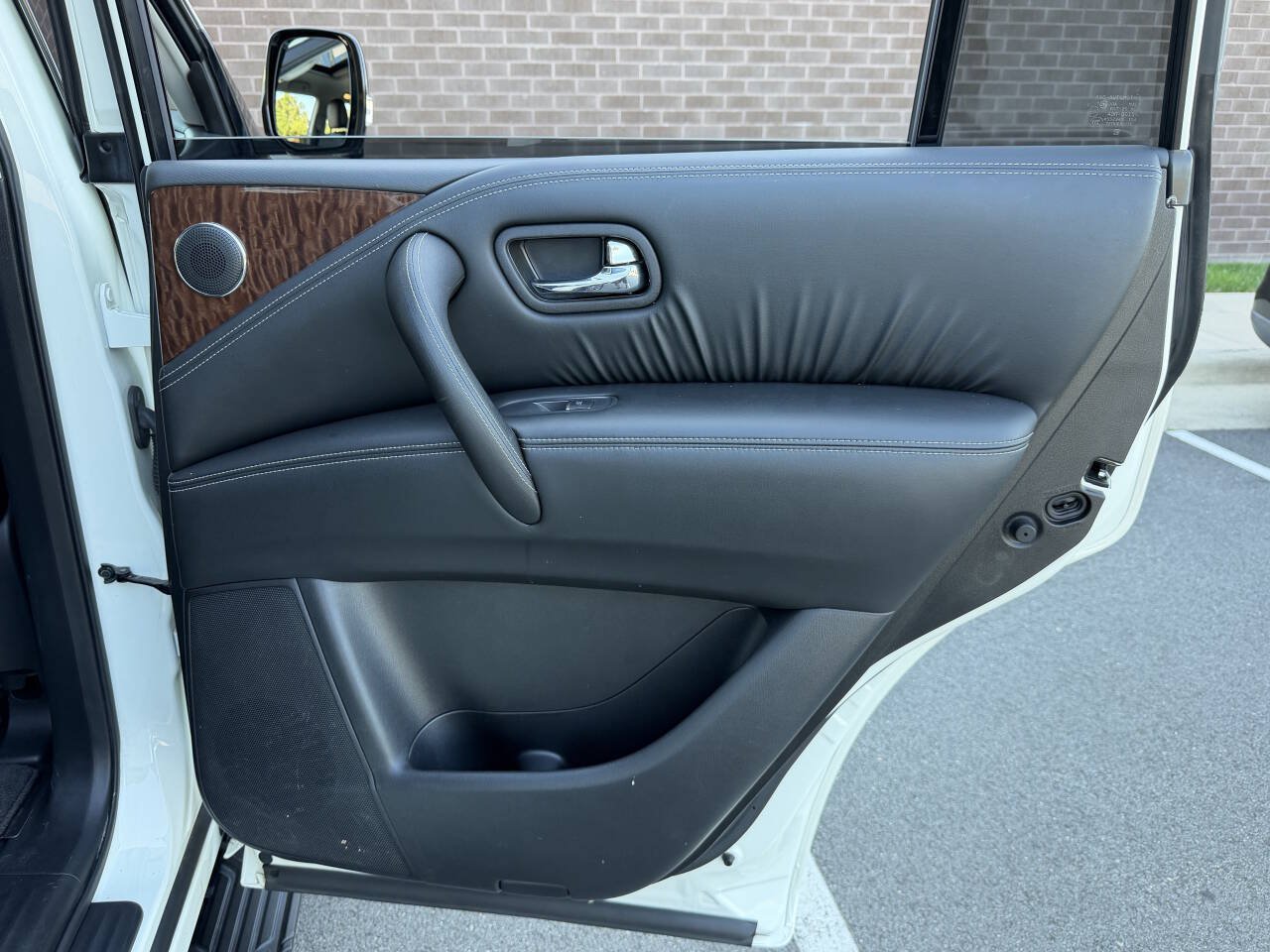 Used 2020 Nissan Armada SL w/ Premium Package AWD/4WD image 31
