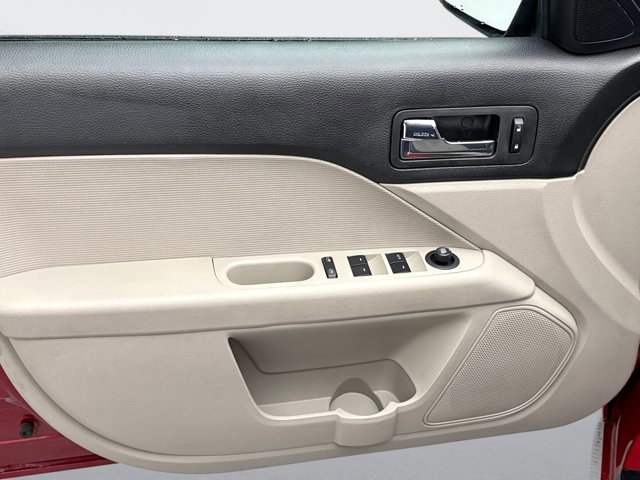 Used 2009 Mercury Milan Premier image 9