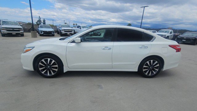 Used 2016 Nissan Altima 2.5 SV FWD image 5