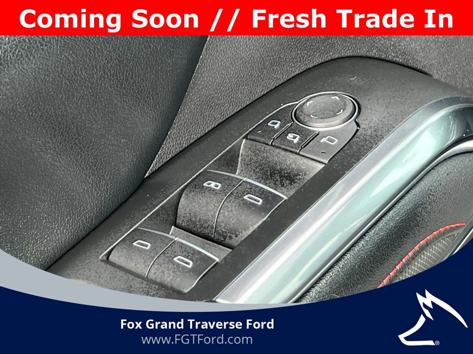 Used 2024 Chevrolet Traverse RS image 18
