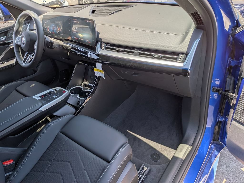 New 2026 BMW X2 xDrive28i w/ Technology Package AWD/4WD image 9