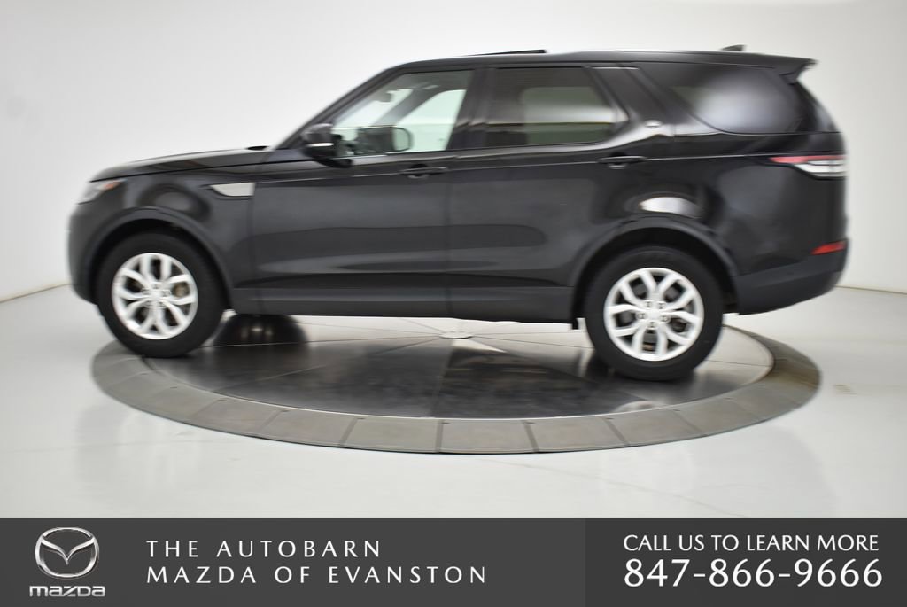 Used 2020 Land Rover Discovery SE AWD/4WD image 16