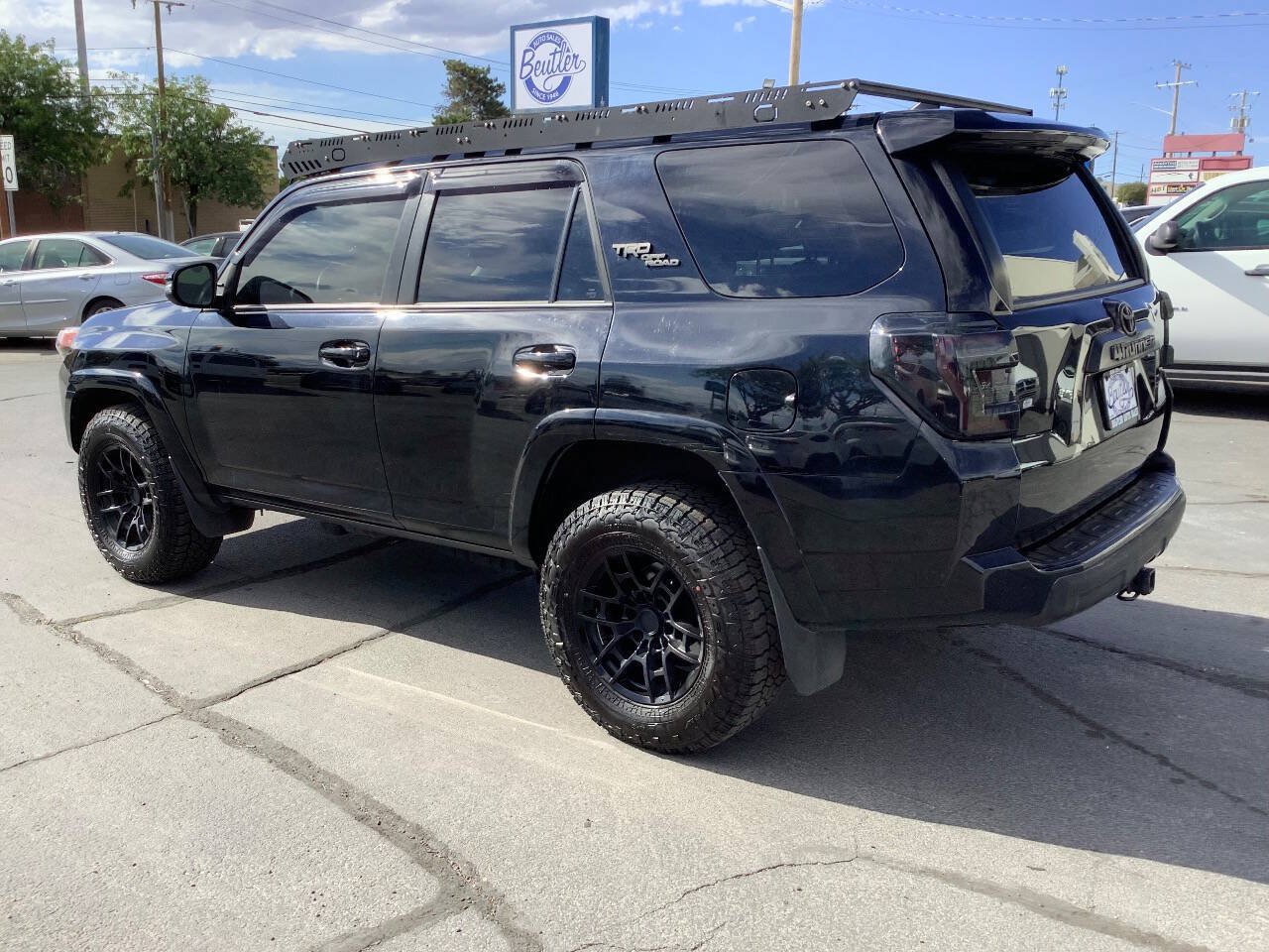 Used 2022 Toyota 4Runner TRD Off-Road Premium AWD/4WD image 21