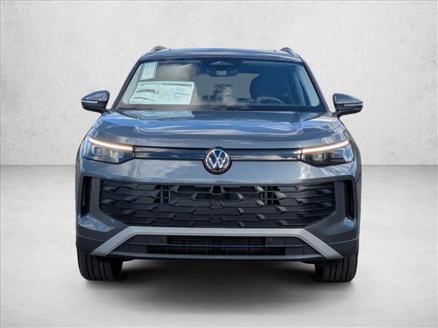 New 2026 Volkswagen Tiguan SE image 2