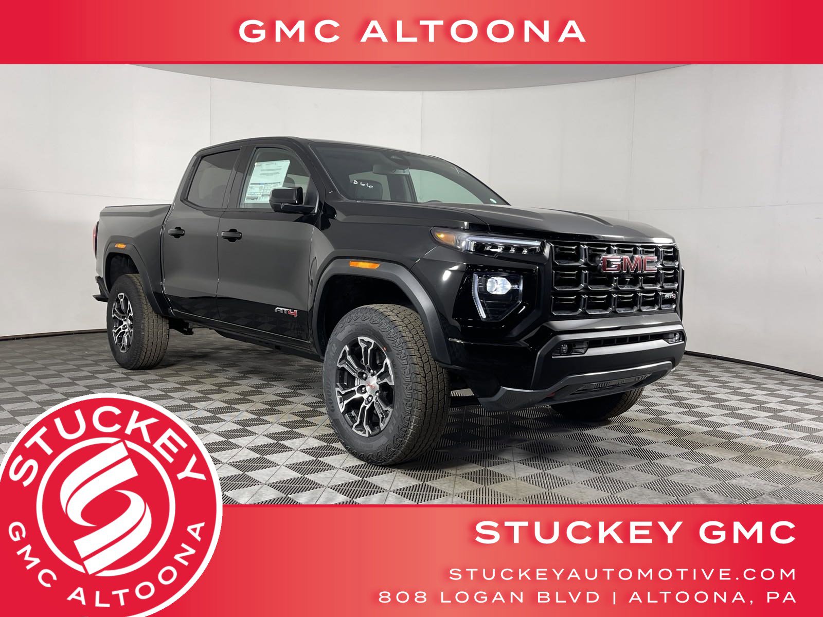Used 2024 GMC Canyon AT4 w/ Technology Package image 1