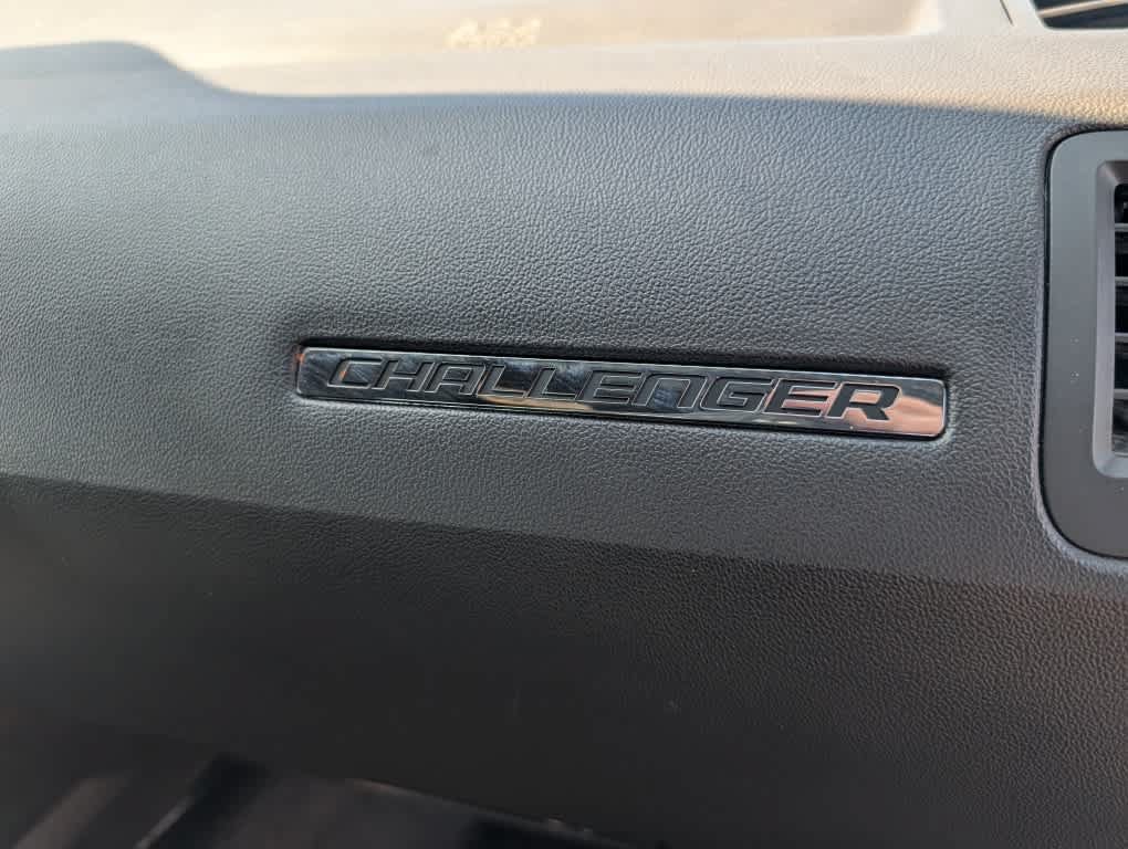 Used 2010 Dodge Challenger R/T RWD image 18