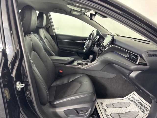 Used 2023 Toyota Camry XSE image 13