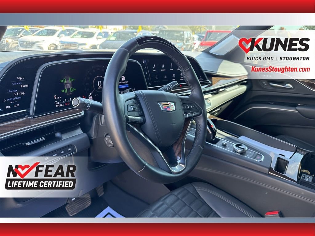 Used 2023 Cadillac Escalade Sport Platinum image 6