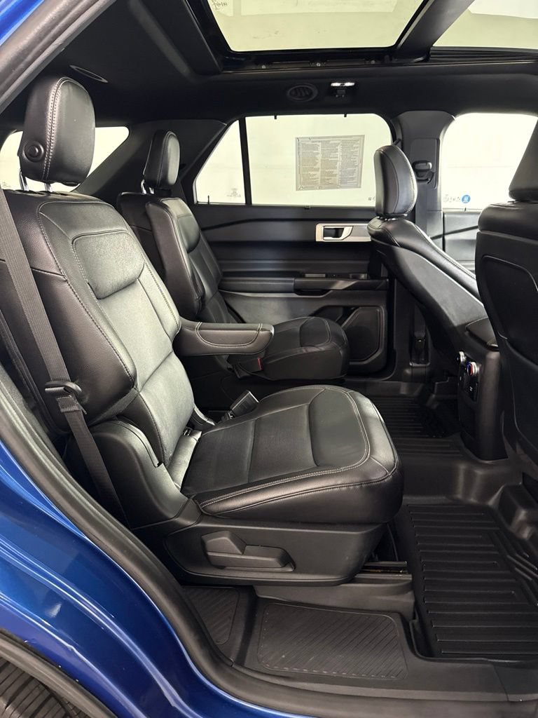 Used 2020 Ford Explorer Limited w/ Class III Trailer Tow Package AWD/4WD image 18