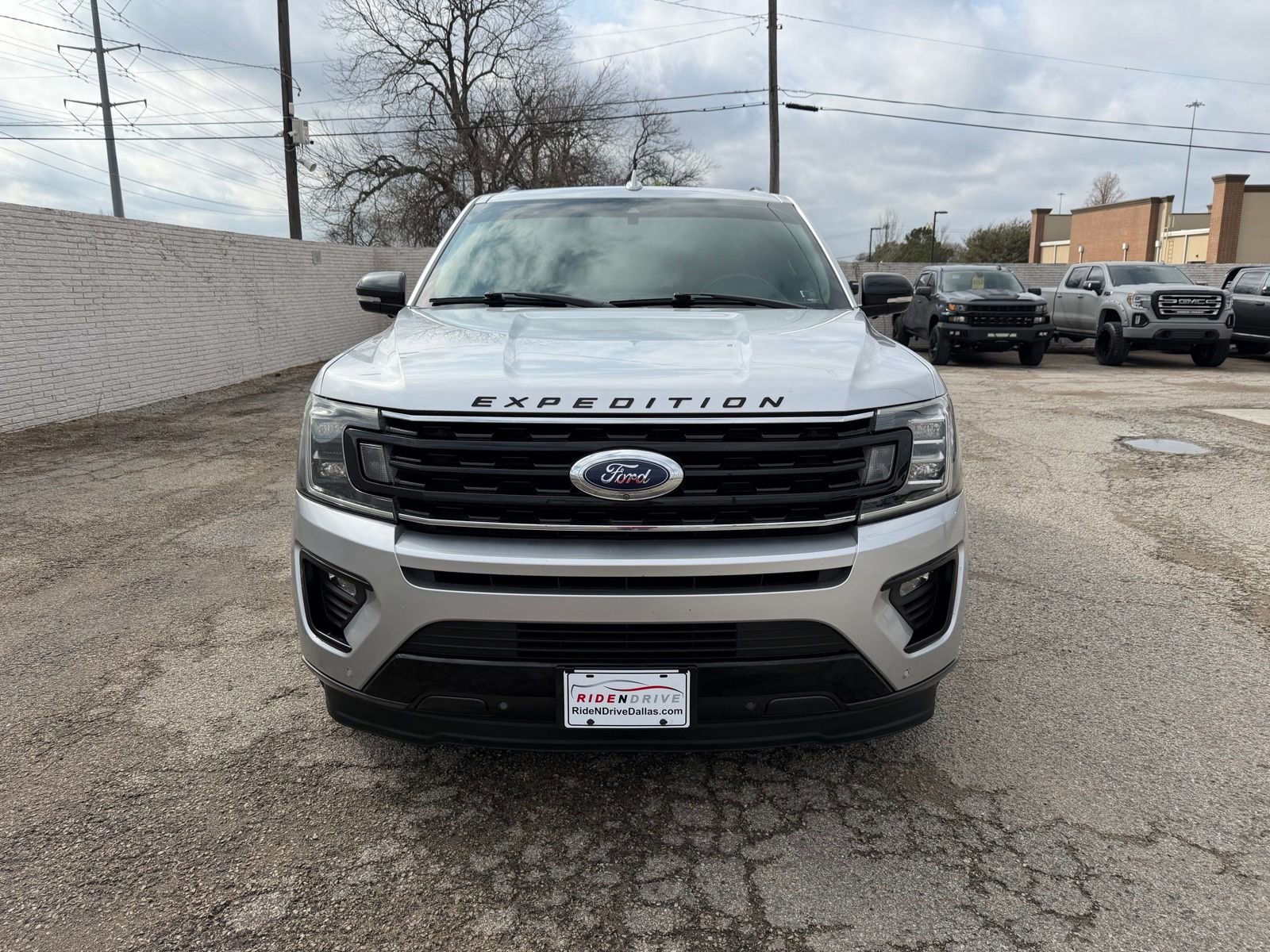 Used 2019 Ford Expedition Limited w/ Equipment Group 303A RWD image 10