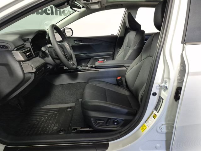 New 2026 Toyota Camry XLE image 9