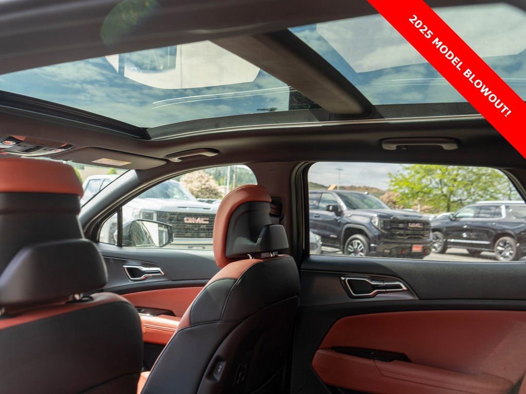 Used 2025 Kia Sportage SX Prestige image 14